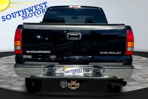 More photos of 2002 Chevrolet Silverado 2500 HD LT at Southwest Motors, CO