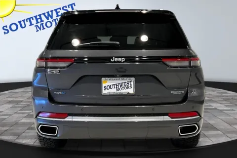 More photos of 2022 Jeep Grand Cherokee 4xe Summit at Southwest Motors, CO