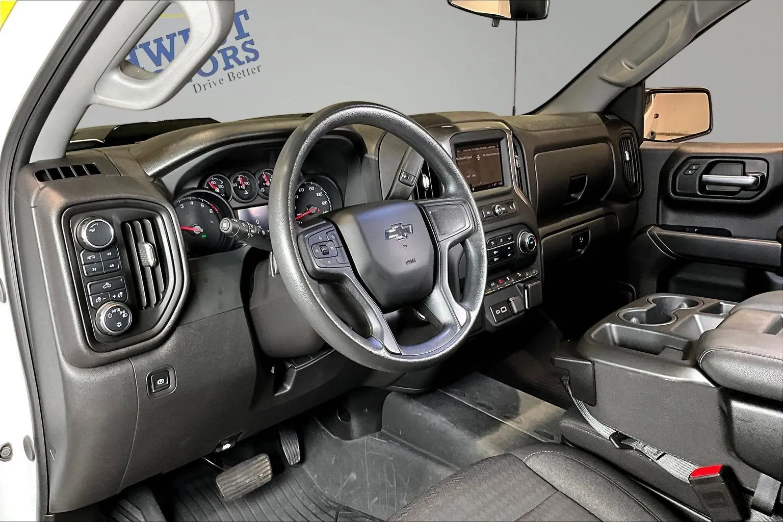 Chevrolet Silverado photo 19