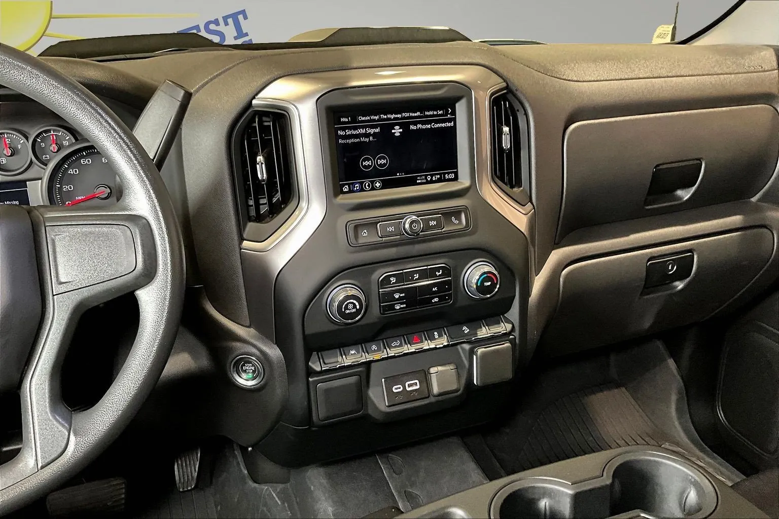 Chevrolet Silverado photo 11