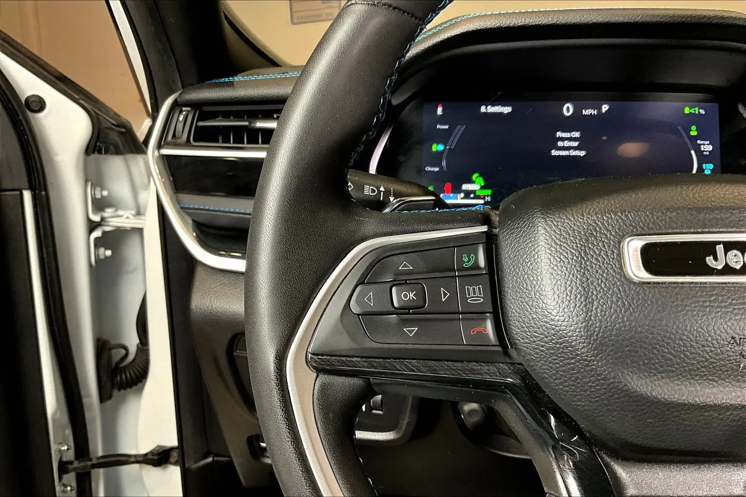 Jeep Grand Cherokee photo 12