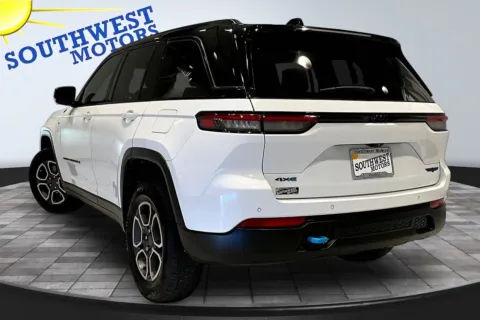 More photos of 2023 Jeep Grand Cherokee 4xe Trailhawk at Southwest Motors, CO