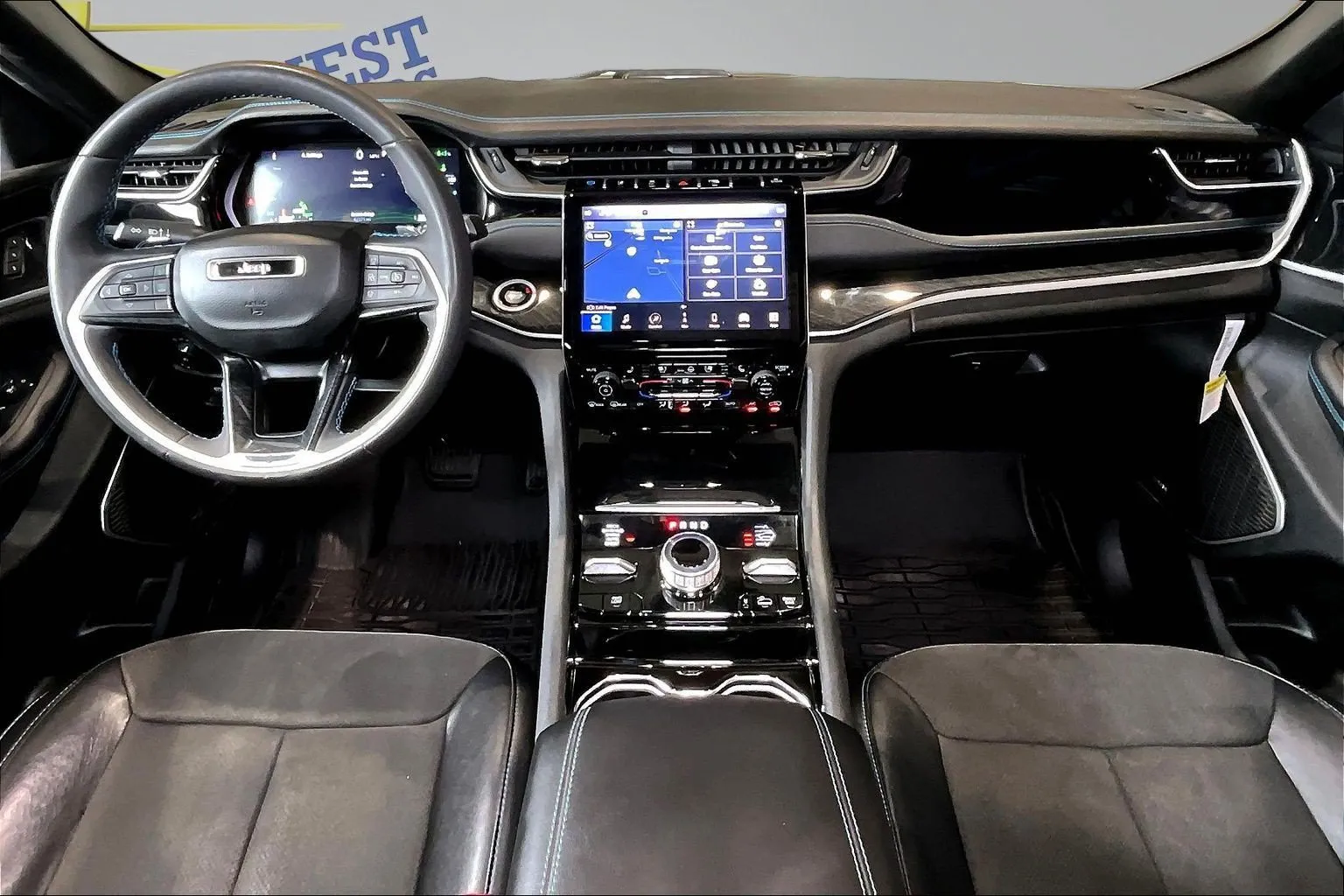 Jeep Grand Cherokee photo 8