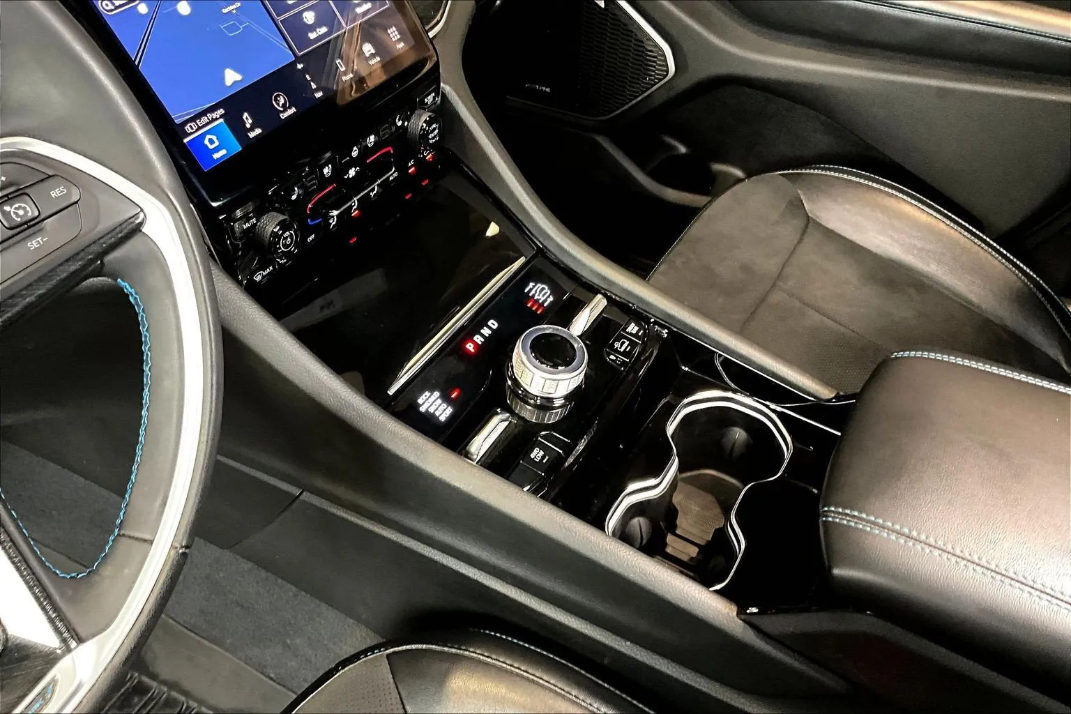 Jeep Grand Cherokee photo 19