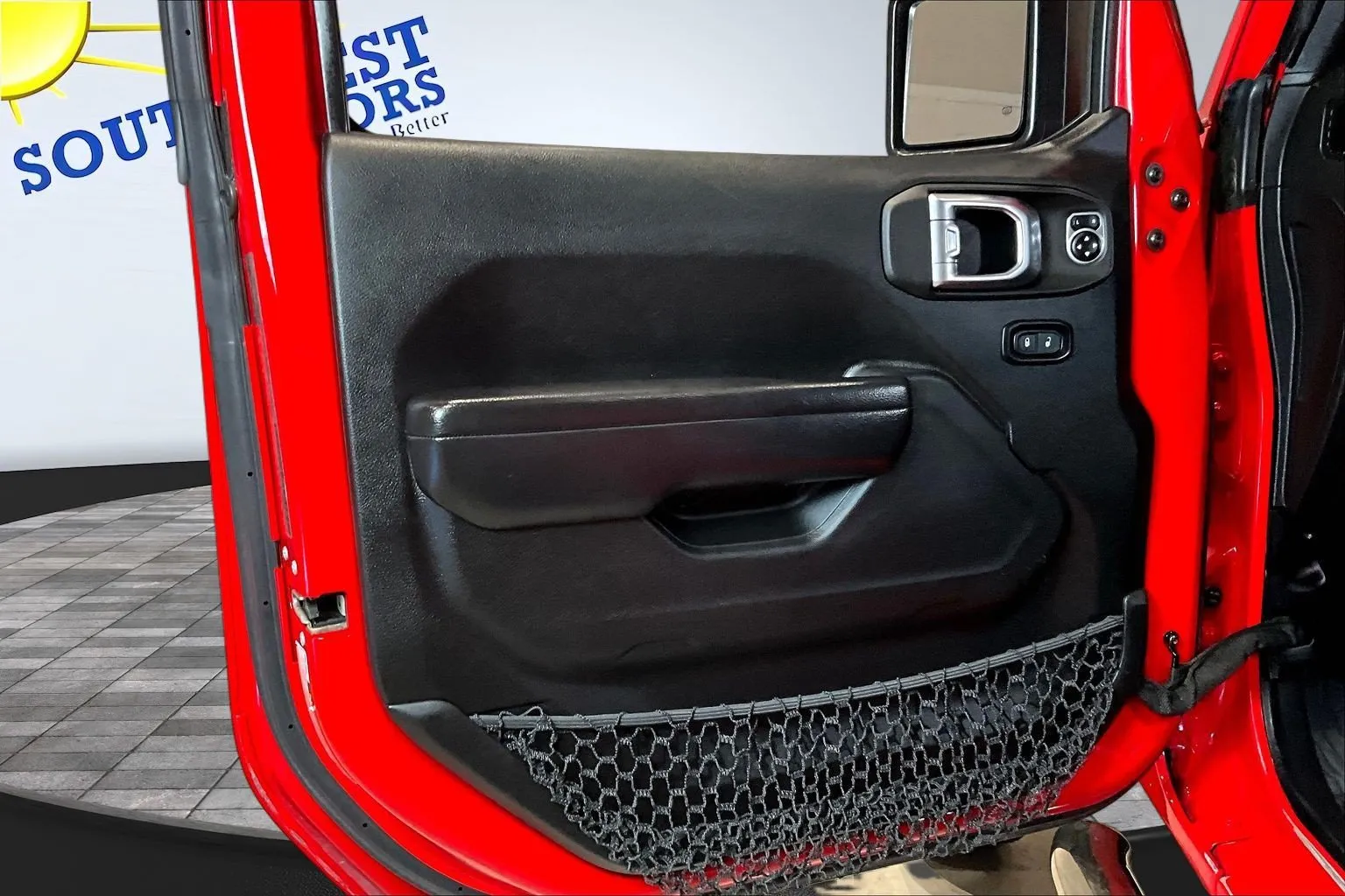 Jeep Wrangler photo 19