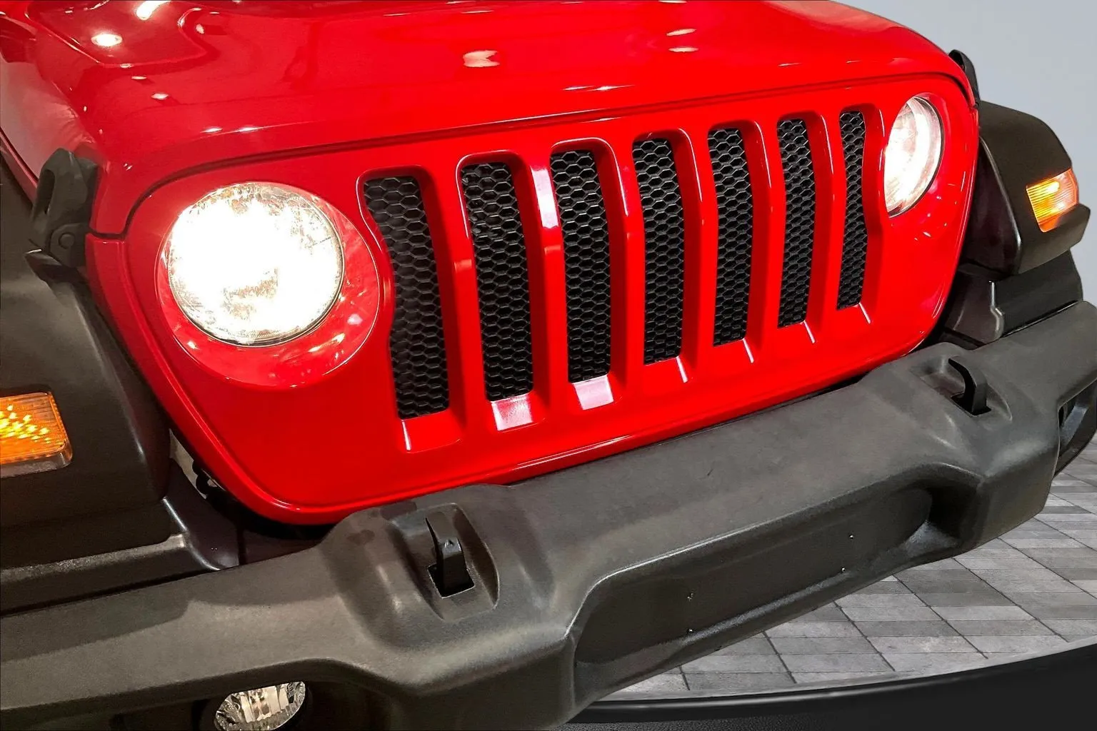 Jeep Wrangler photo 32