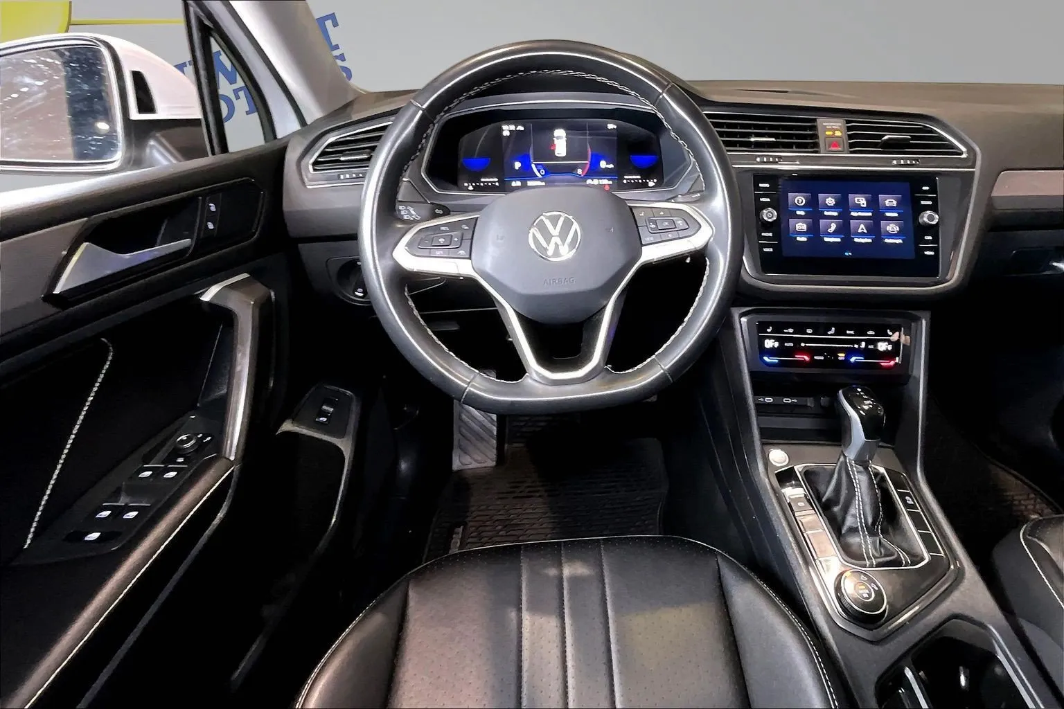 Volkswagen Tiguan photo 9