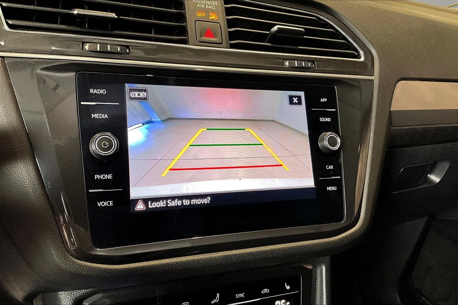 Volkswagen Tiguan photo 15