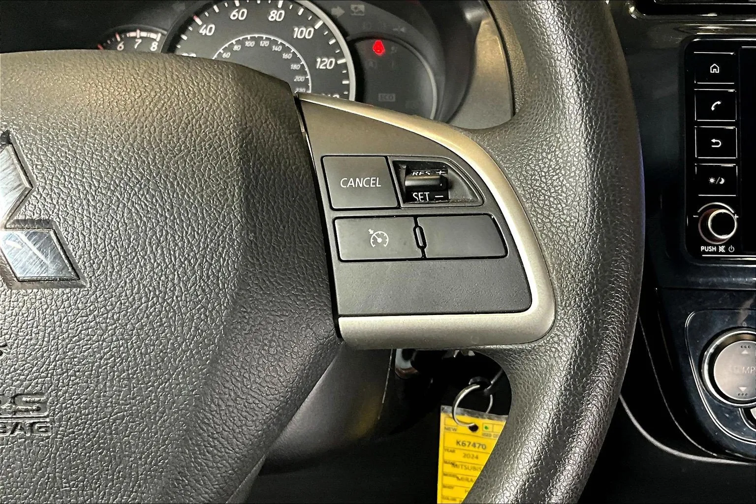 Mitsubishi Mirage photo 13