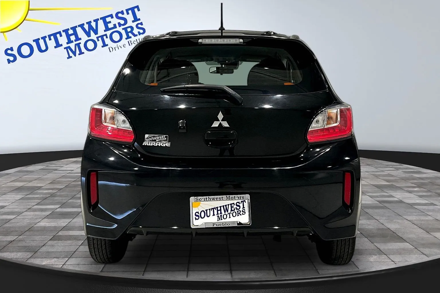 Mitsubishi Mirage photo 6
