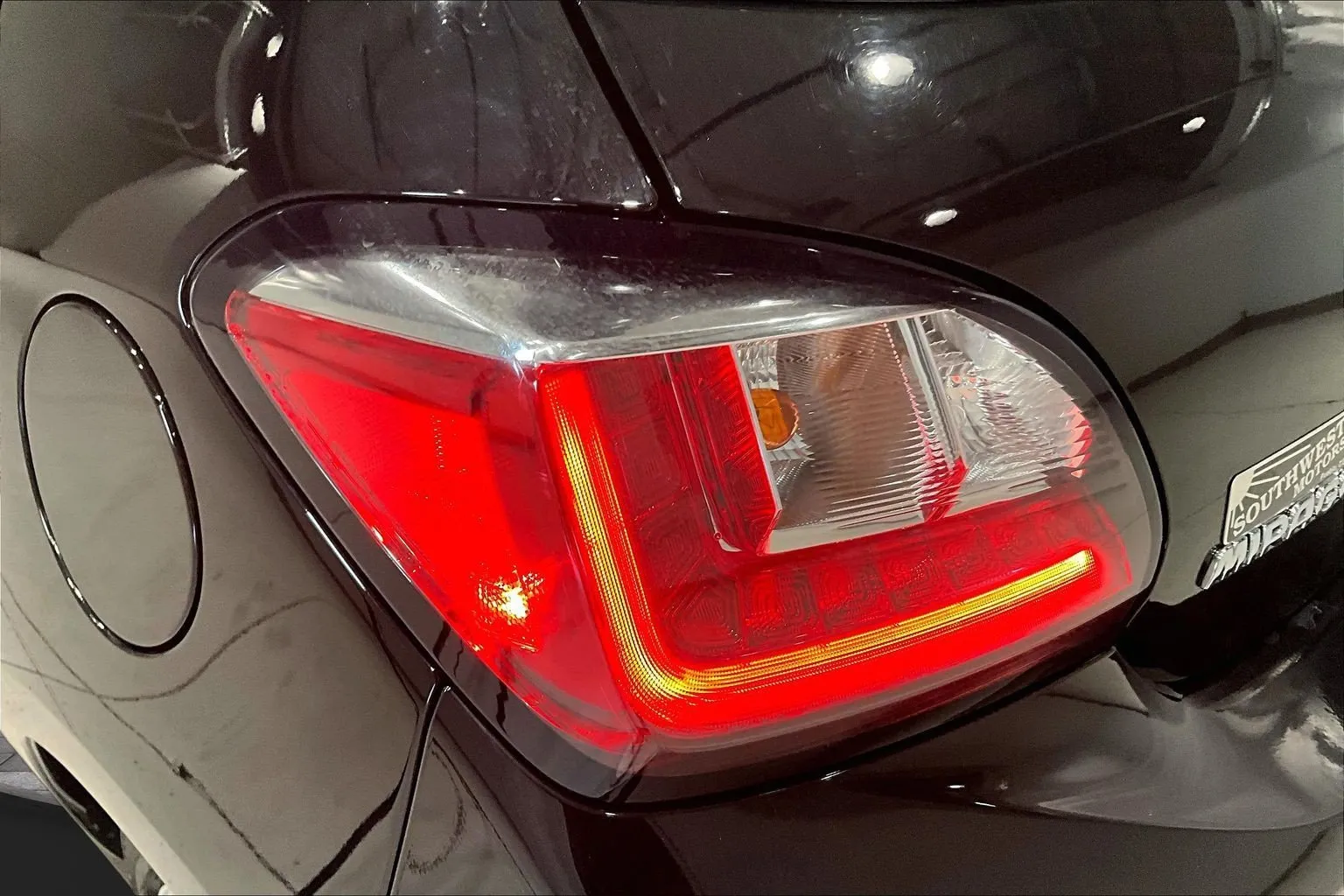 Mitsubishi Mirage photo 23