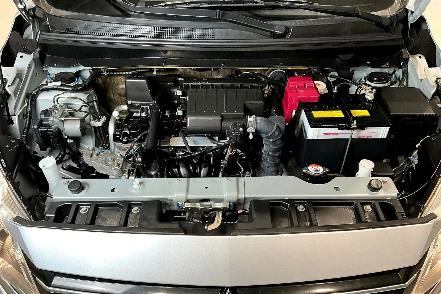 Mitsubishi Mirage photo 29