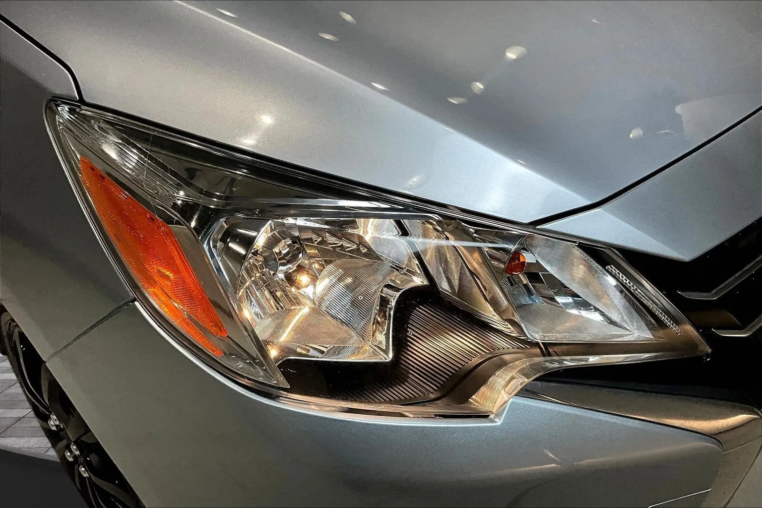 Mitsubishi Mirage photo 30