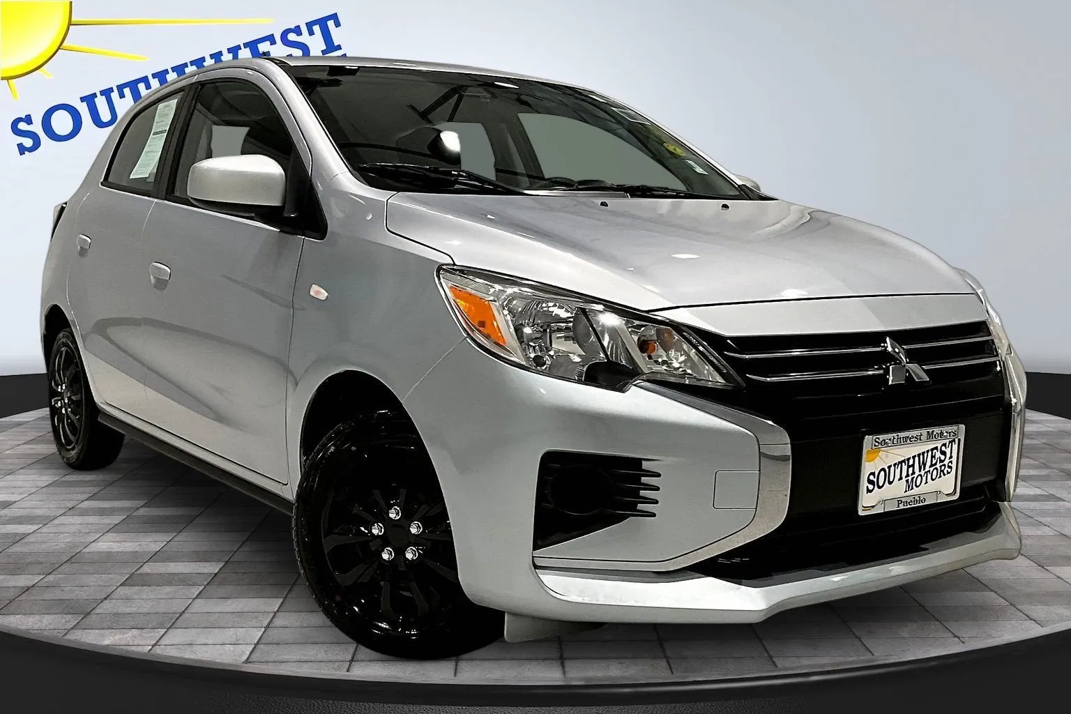 Mitsubishi Mirage photo 3