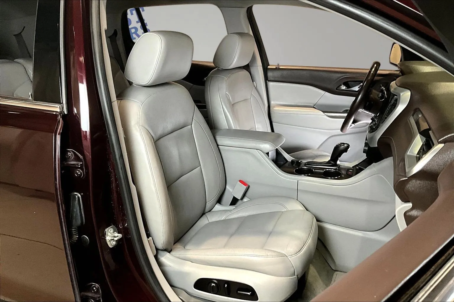 GMC Acadia photo 30