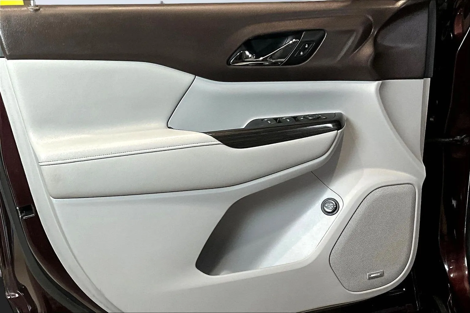 GMC Acadia photo 20