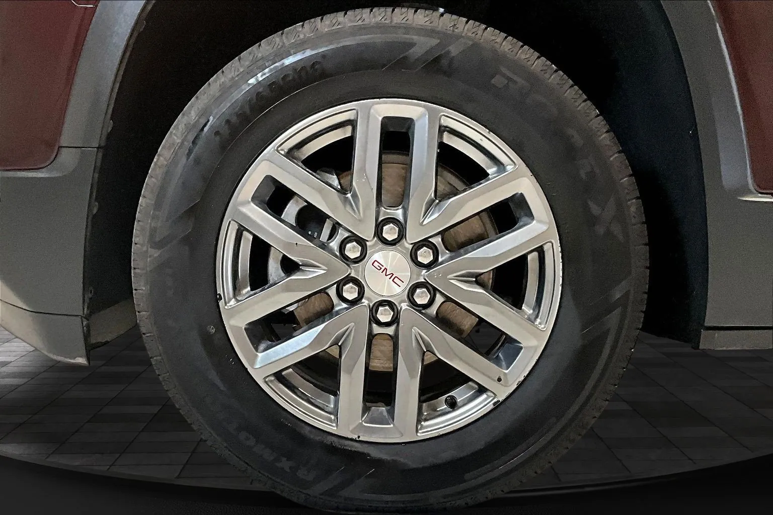 GMC Acadia photo 35