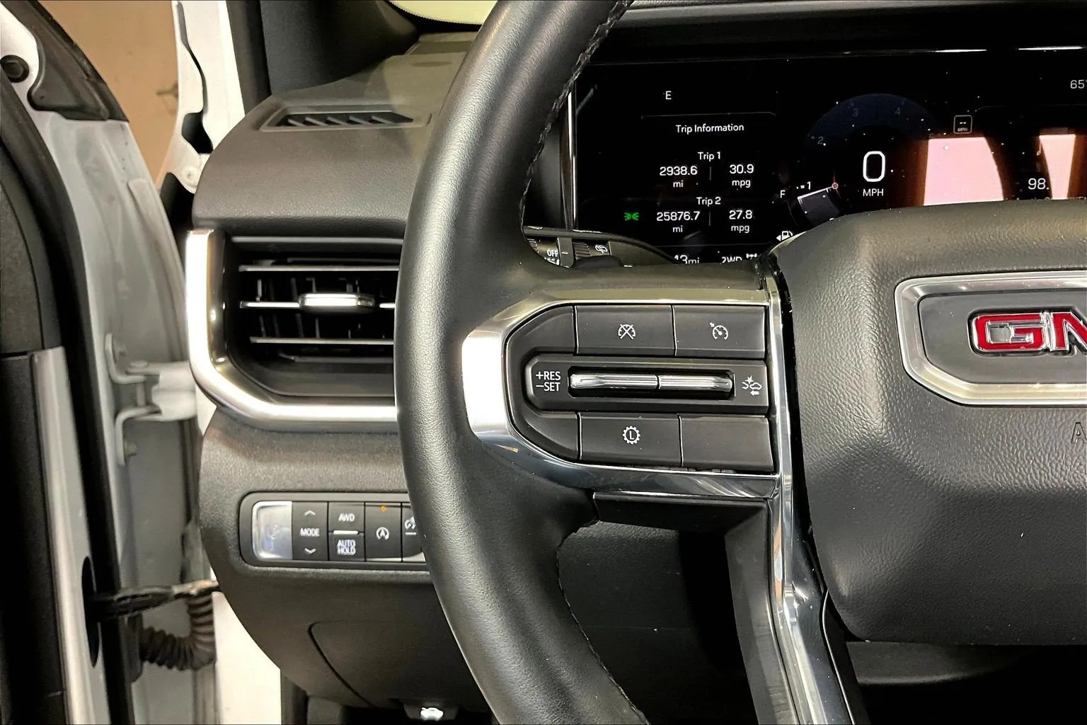 GMC Terrain photo 12