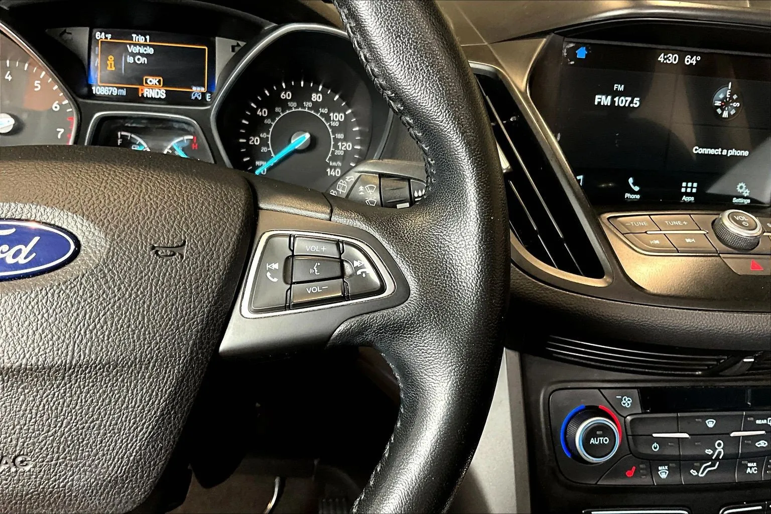 Ford Escape photo 13