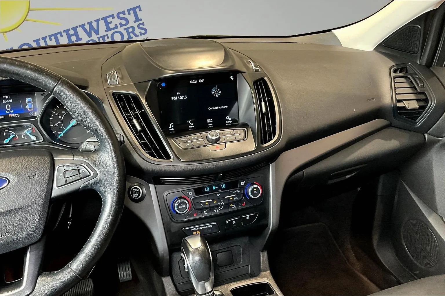 Ford Escape photo 10