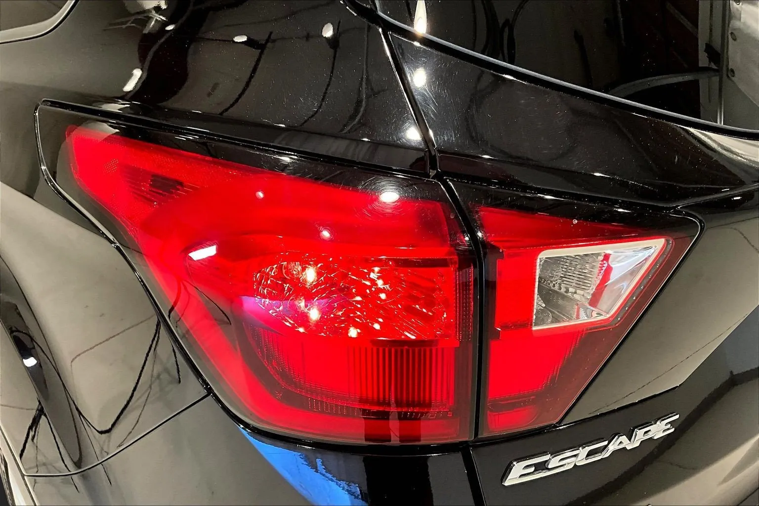Ford Escape photo 23