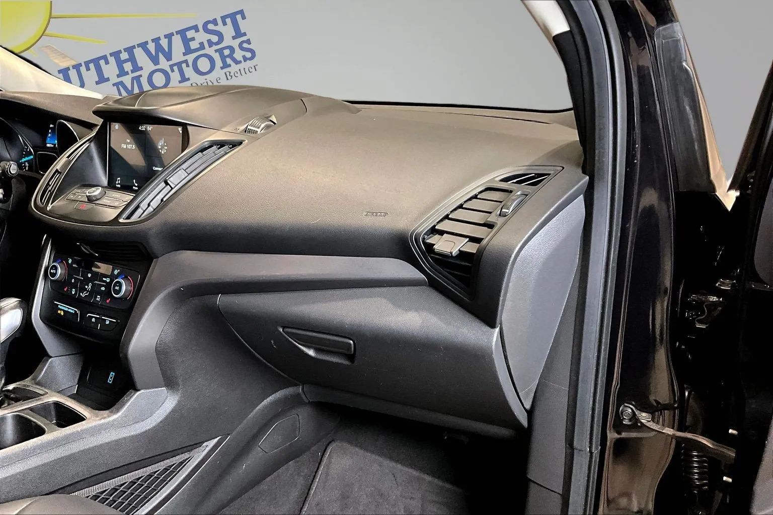 Ford Escape photo 26
