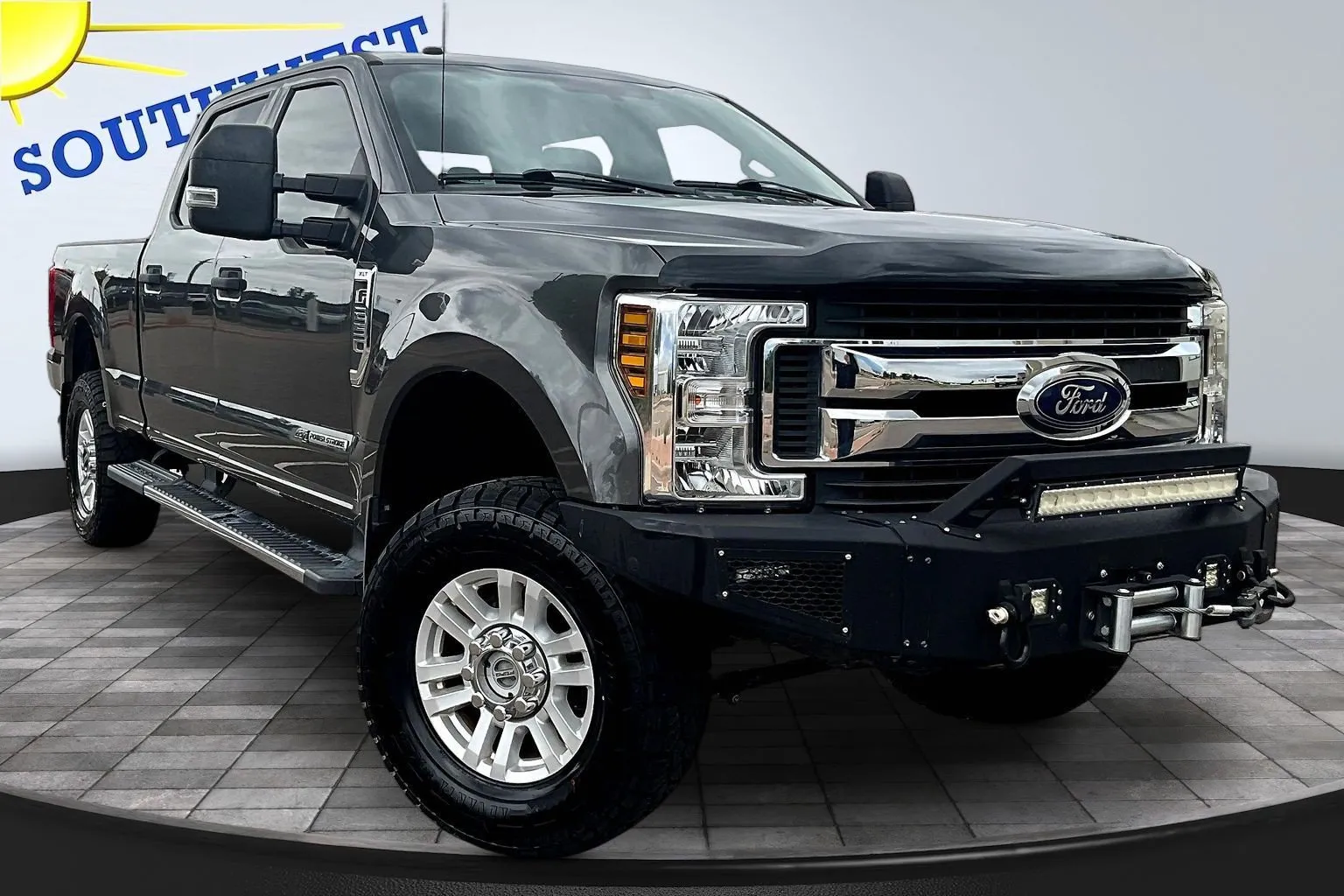 Ford F-250 photo 3
