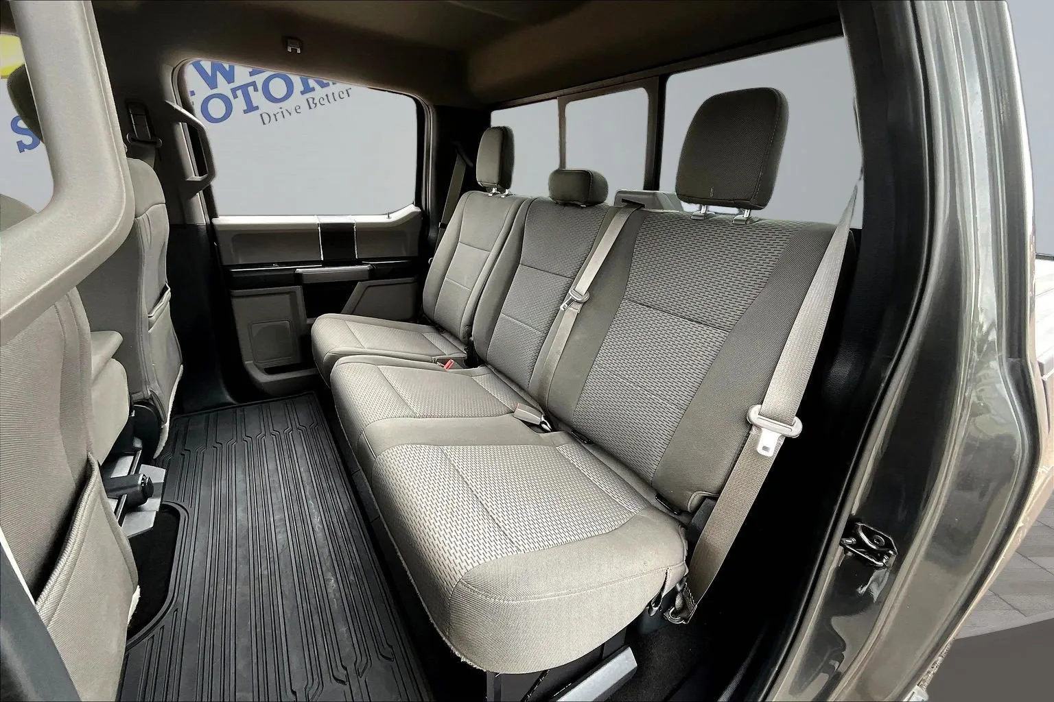 Ford F-250 photo 23