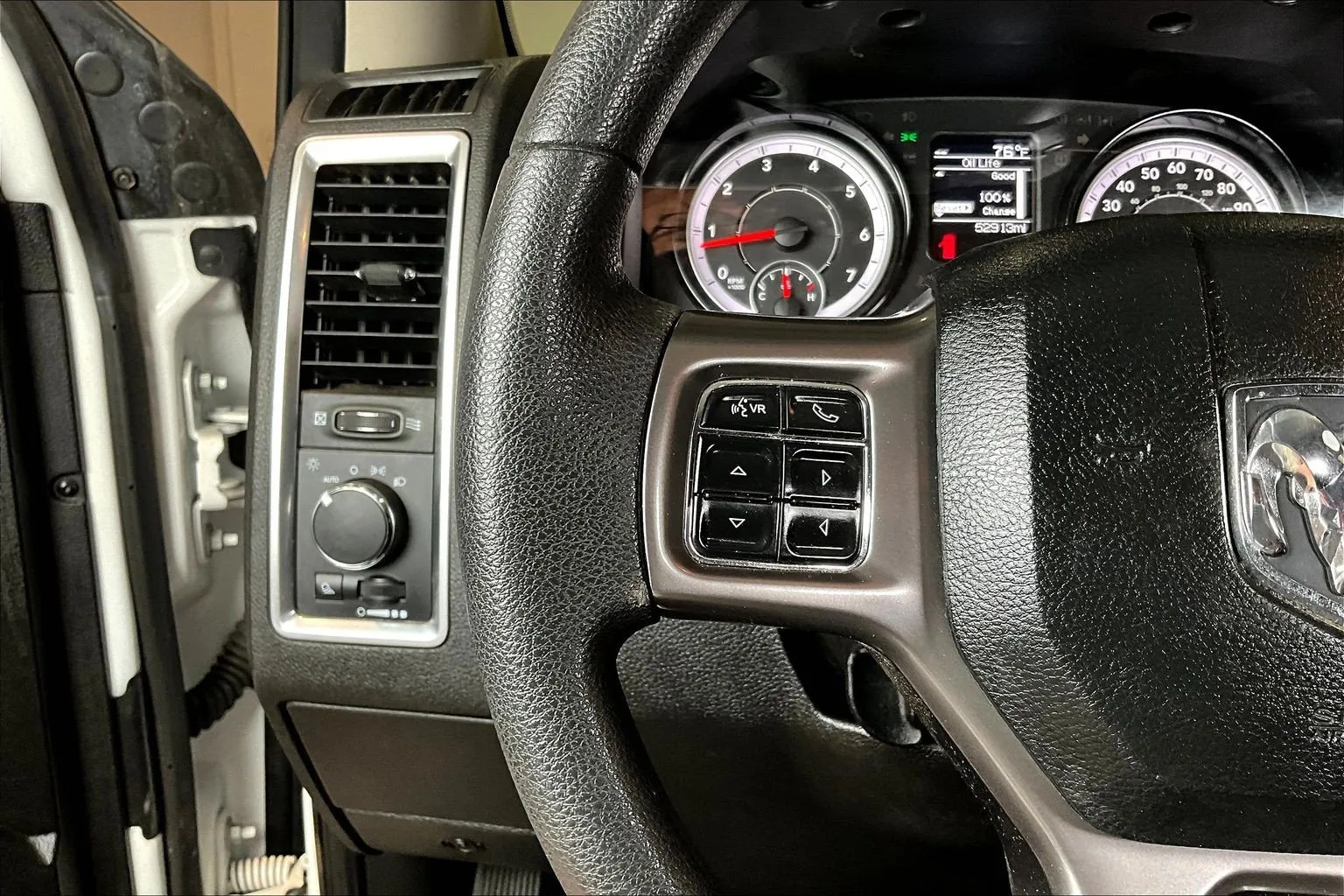 Ram 1500 photo 13