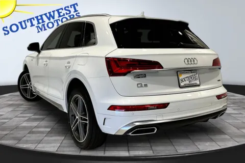 More photos of 2021 Audi Q5 Premium Plus at Southwest Motors, CO