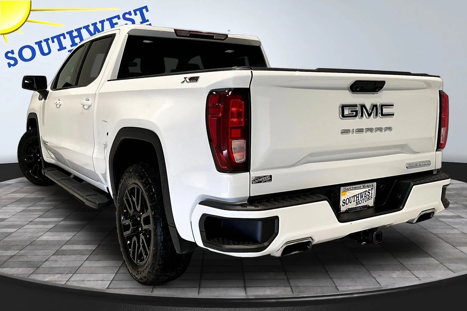 GMC Sierra photo 5