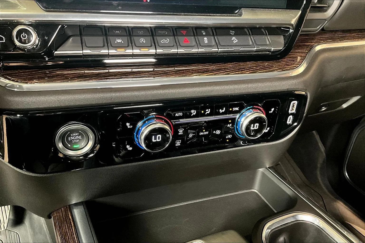 GMC Sierra photo 17