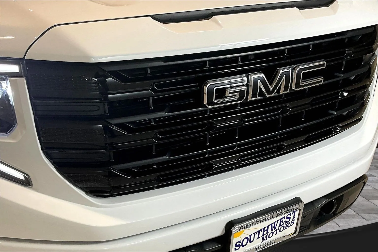 GMC Sierra photo 34