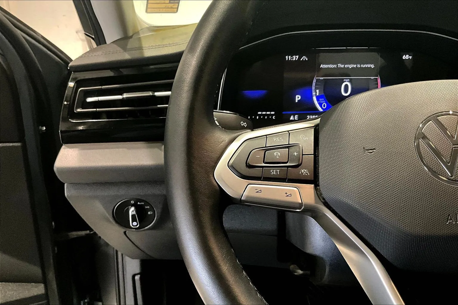 Volkswagen Jetta photo 12