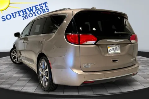 More photos of 2017 Chrysler Pacifica Limited at Southwest Motors, CO