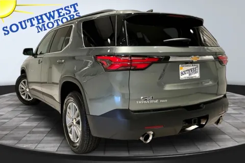 More photos of 2023 Chevrolet Traverse LT Cloth at Southwest Motors, CO