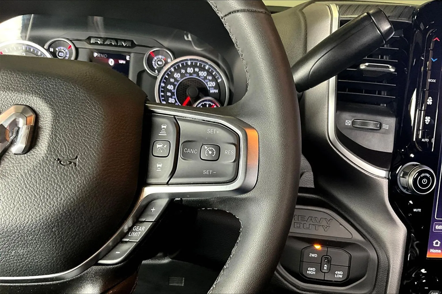 Ram 2500 photo 14