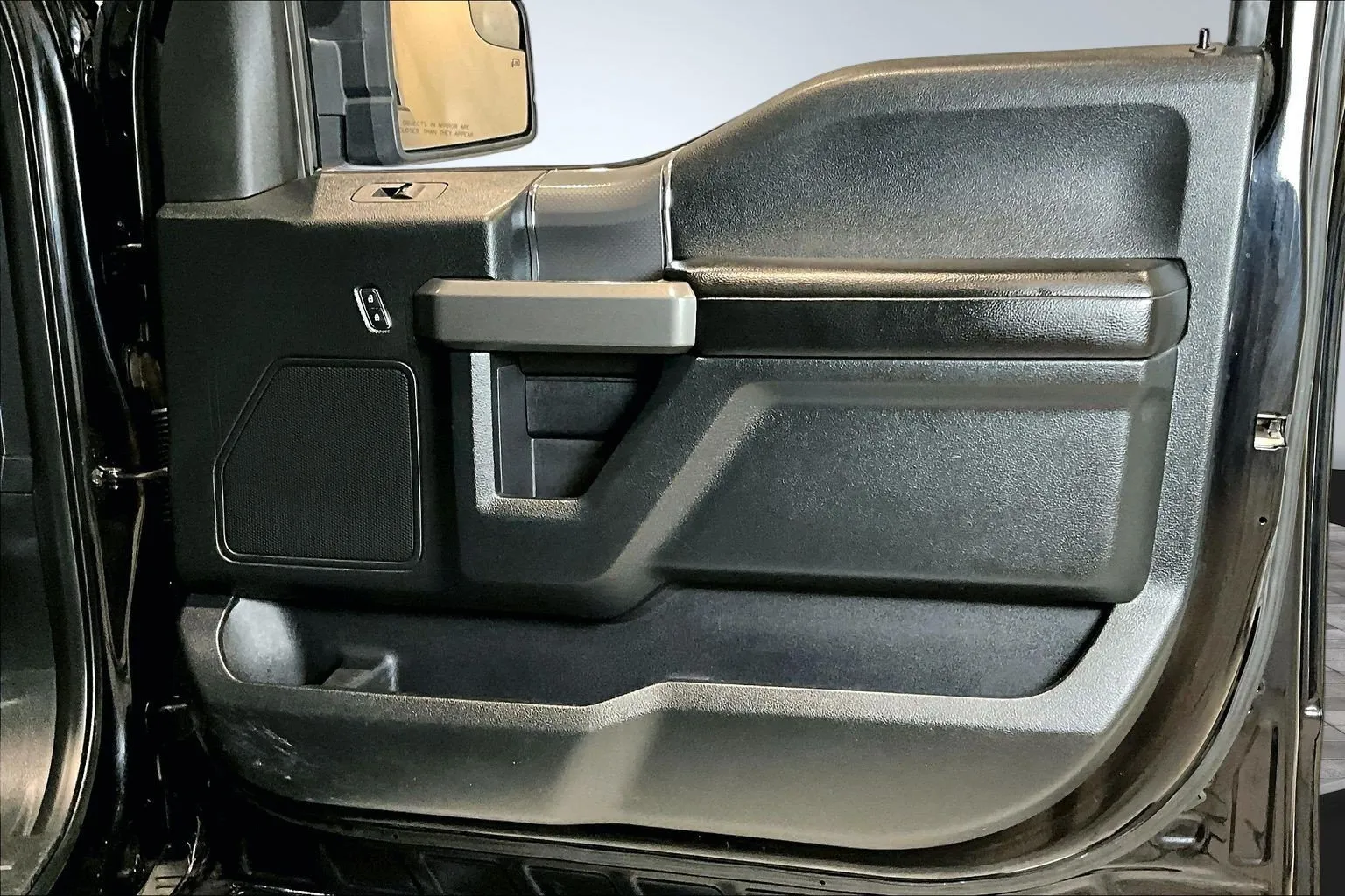 Ford F-150 photo 30