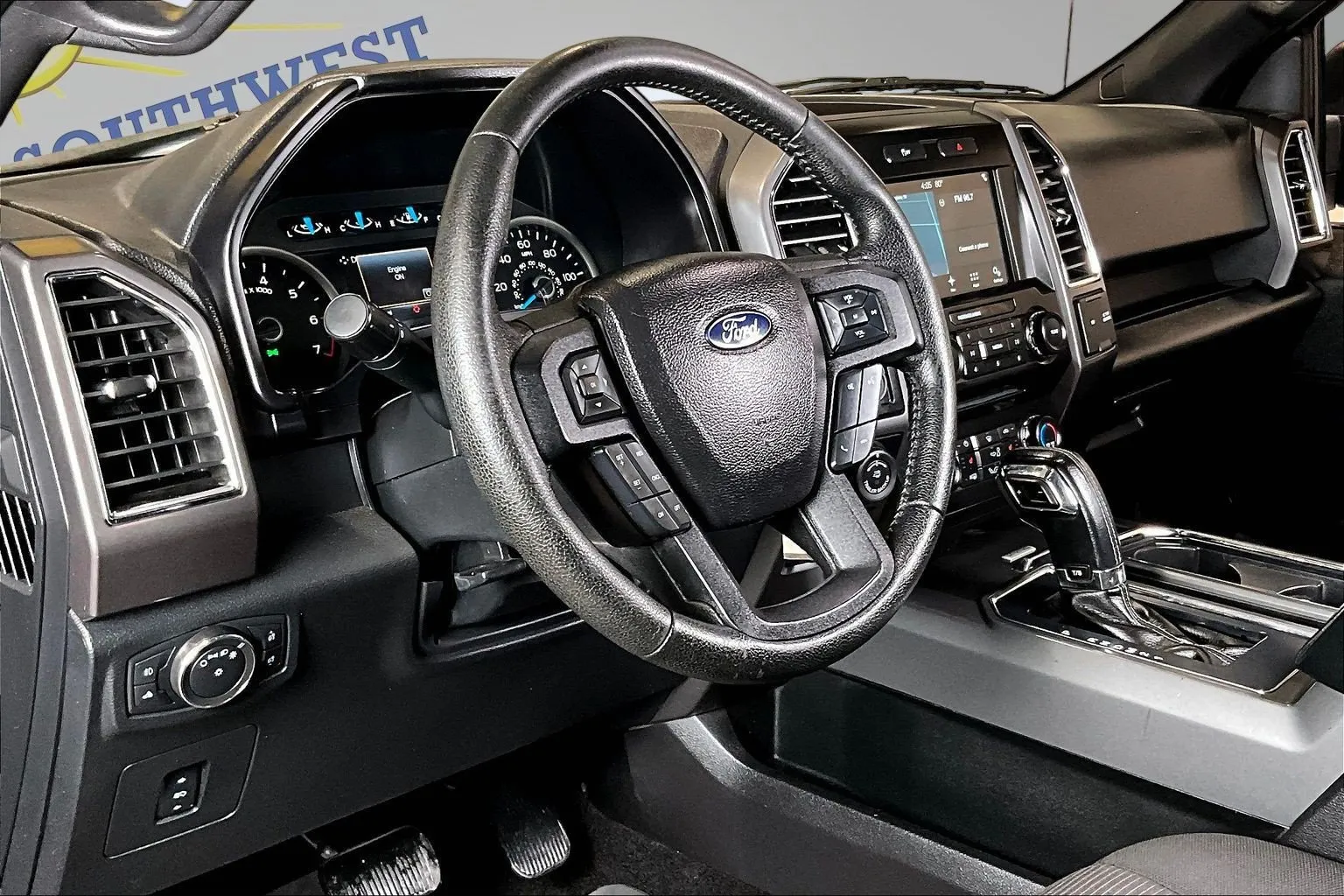 Ford F-150 photo 19