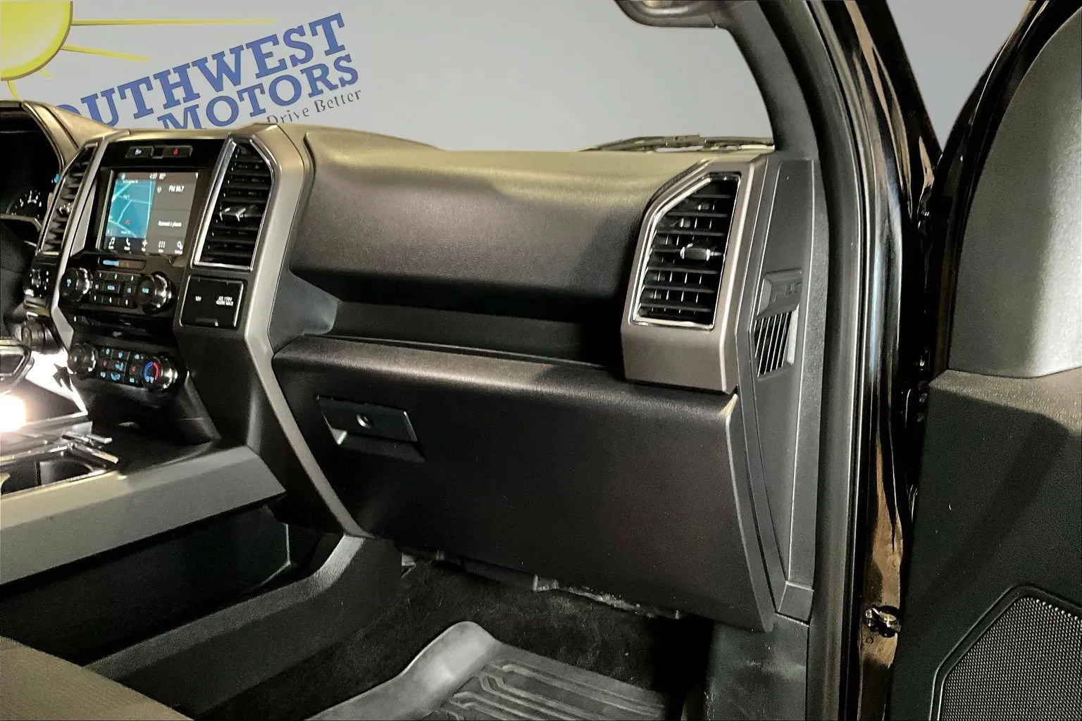 Ford F-150 photo 28