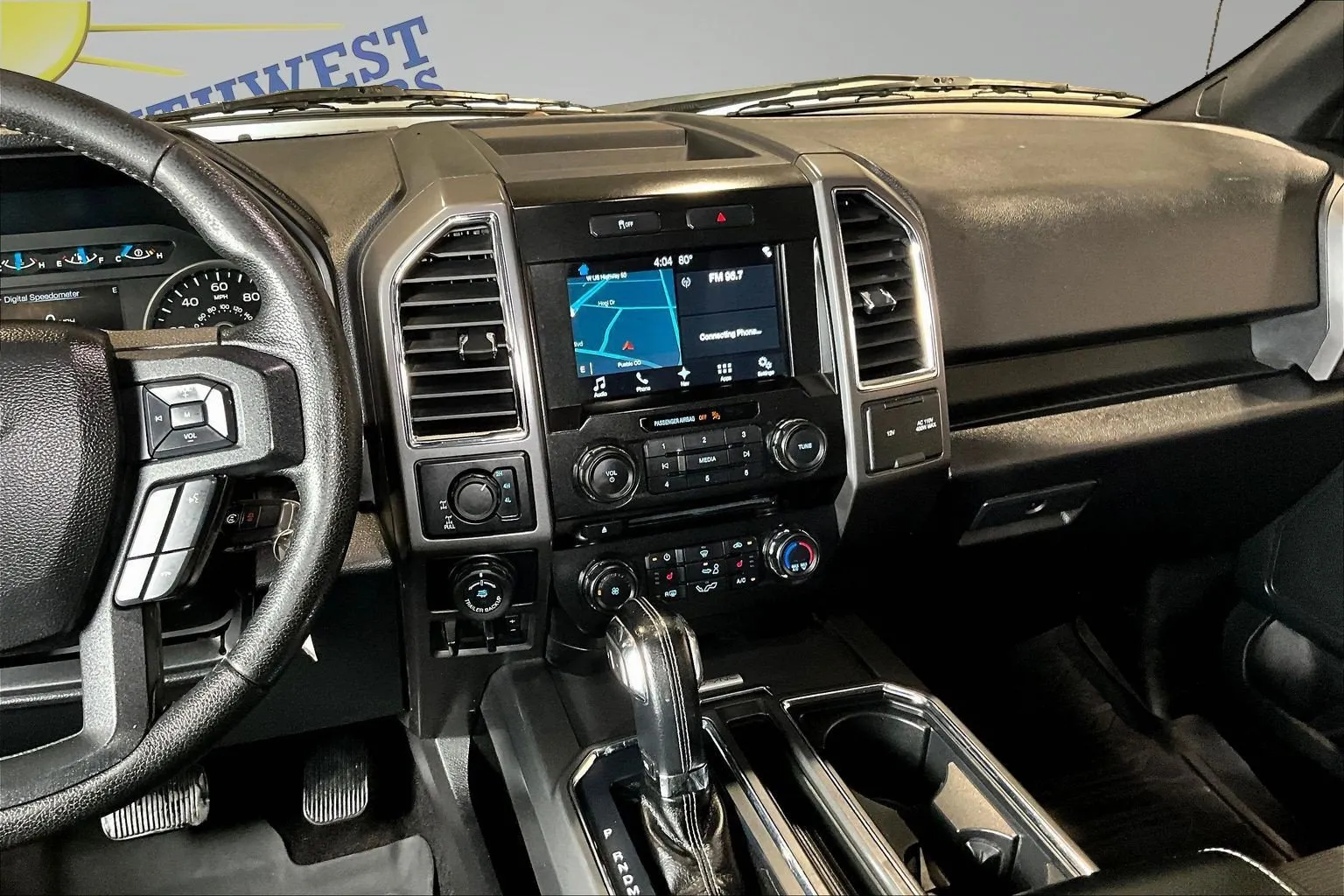 Ford F-150 photo 11