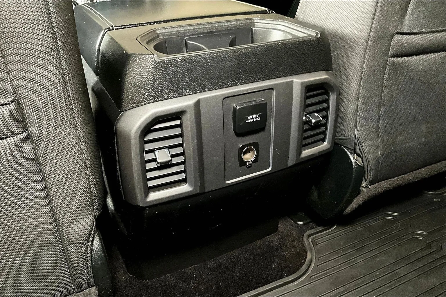 Ford F-150 photo 12