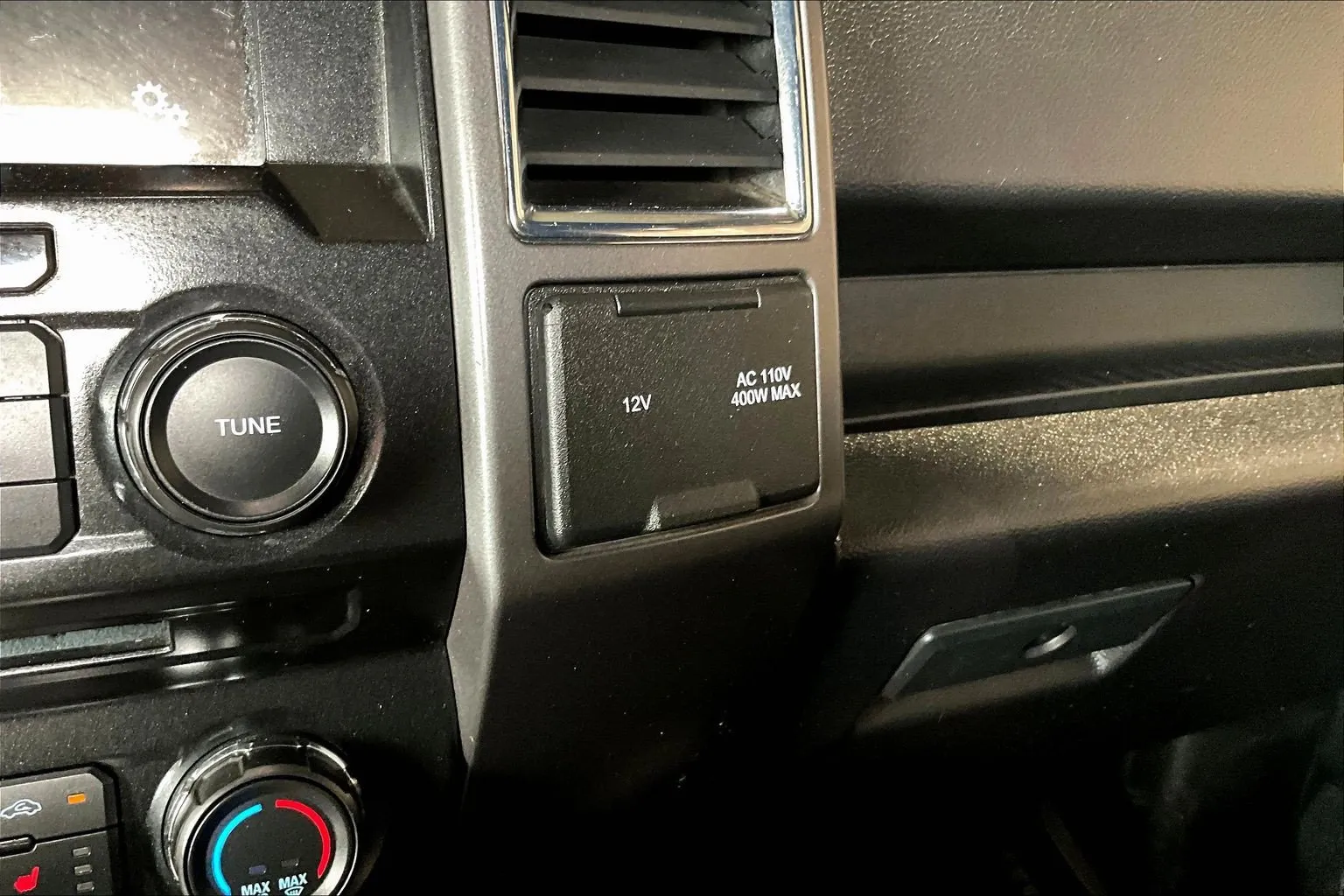 Ford F-150 photo 18