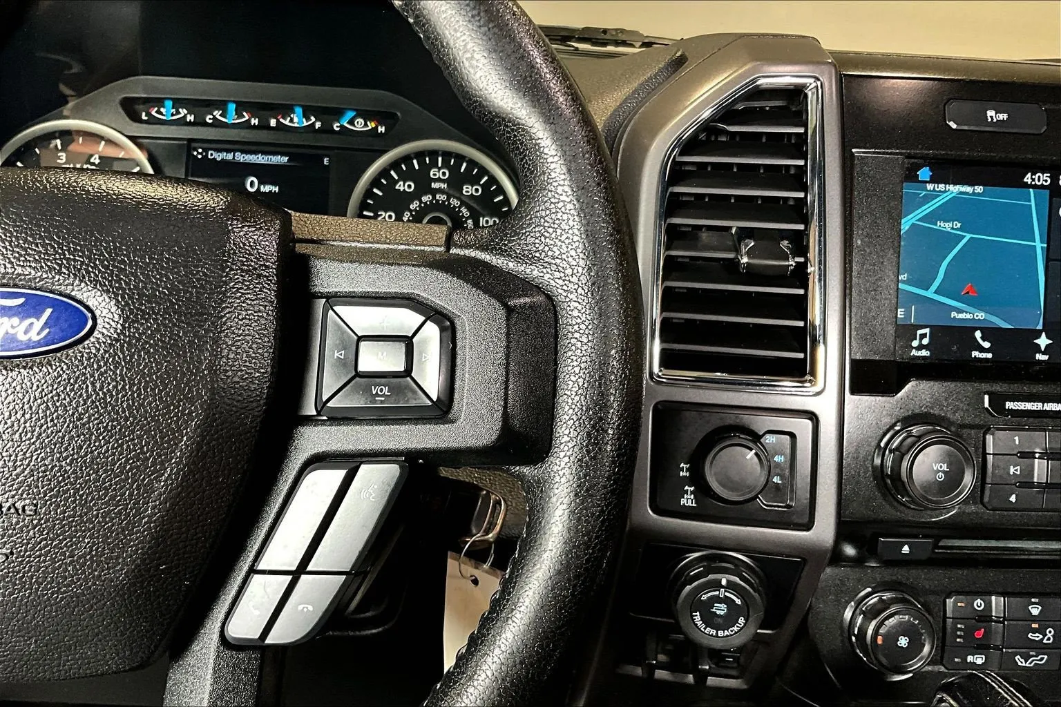 Ford F-150 photo 14