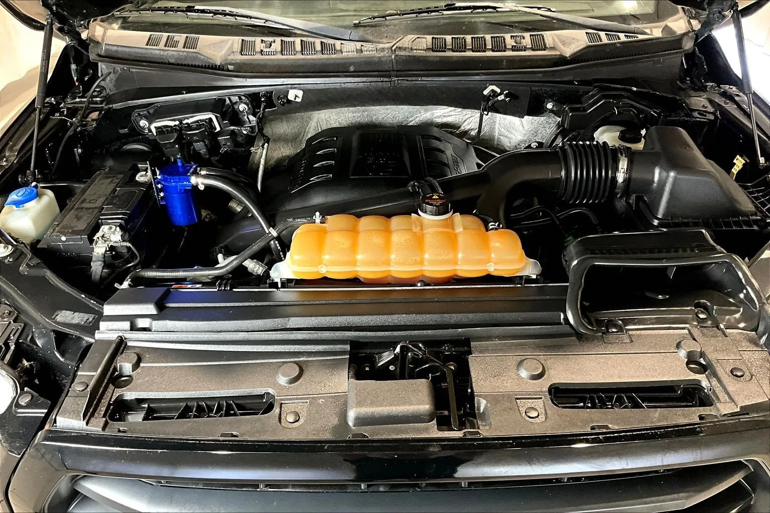 Ford F-150 photo 32