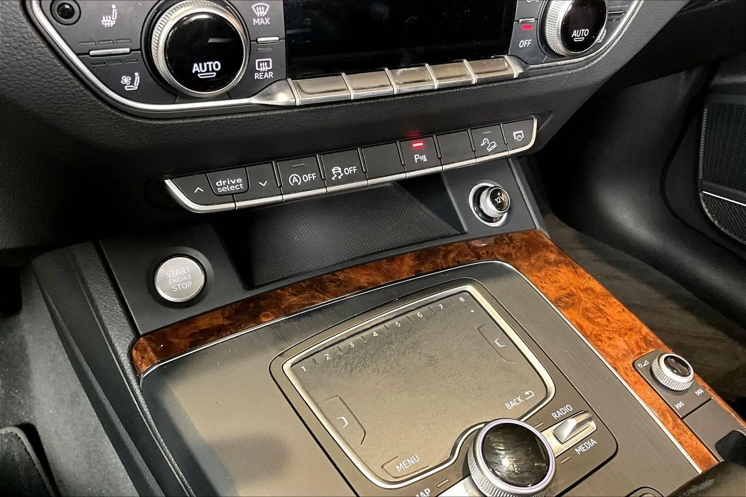 Audi Q5 photo 16