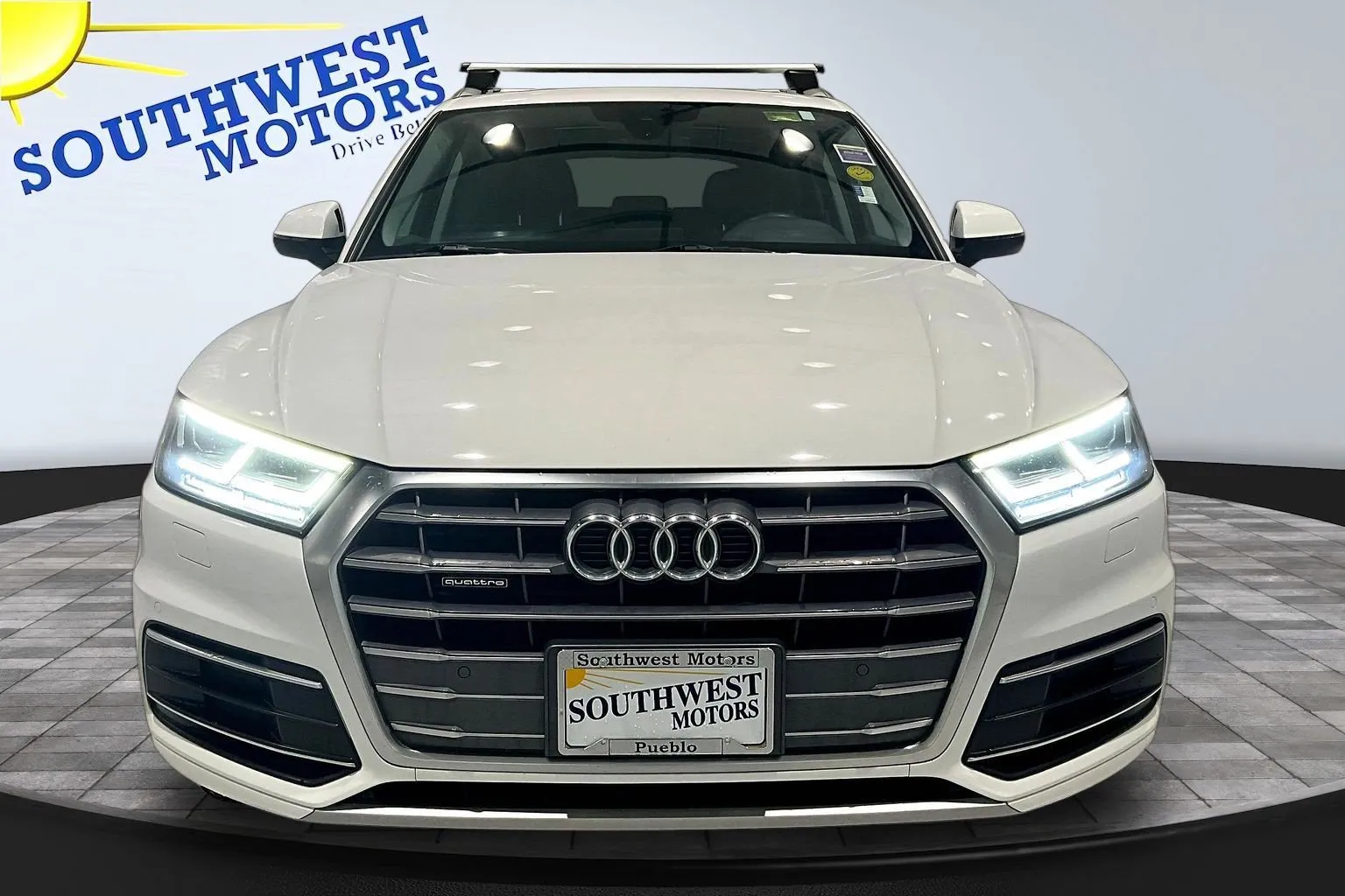 Audi Q5 photo 2