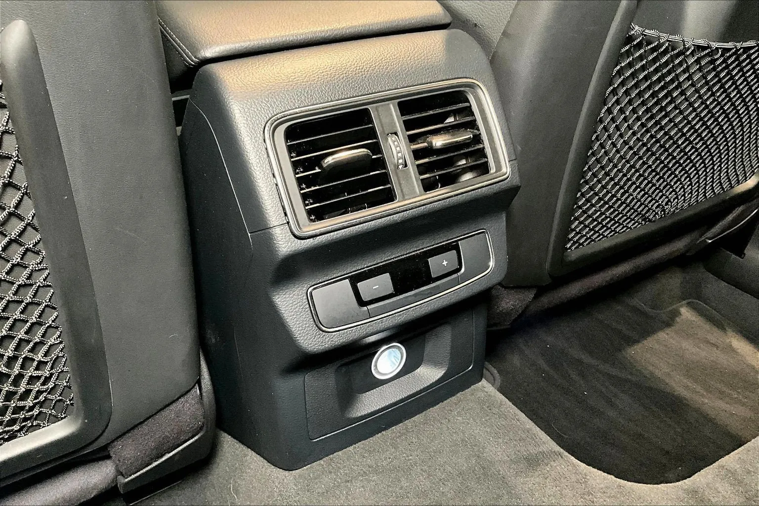Audi Q5 photo 11