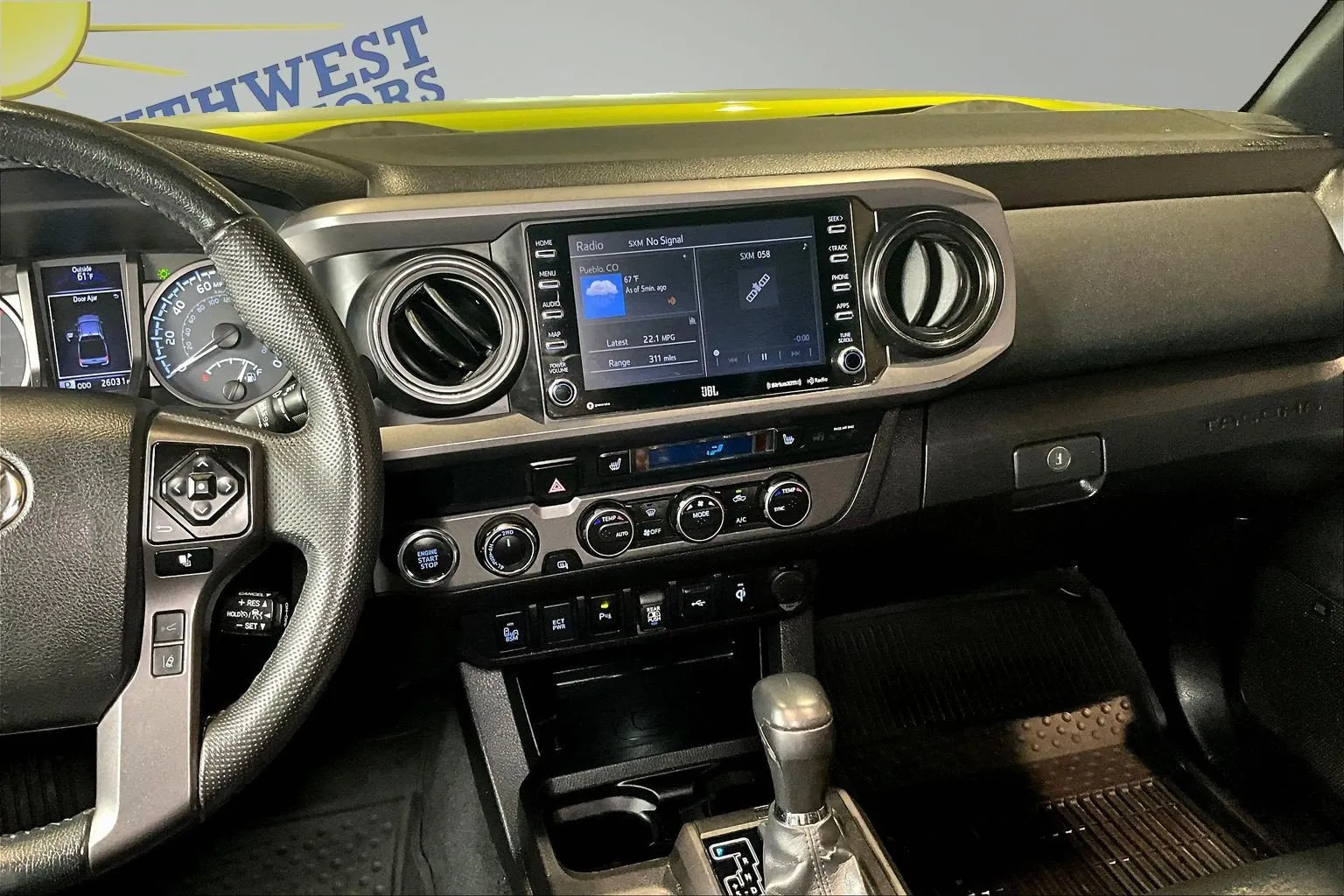 Toyota Tacoma photo 11