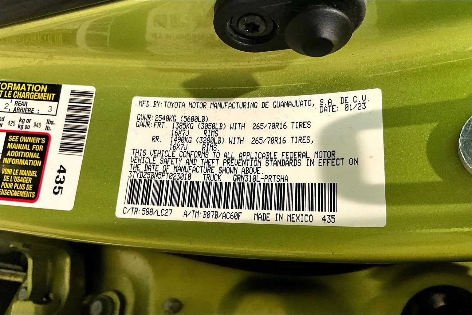 Toyota Tacoma photo 21